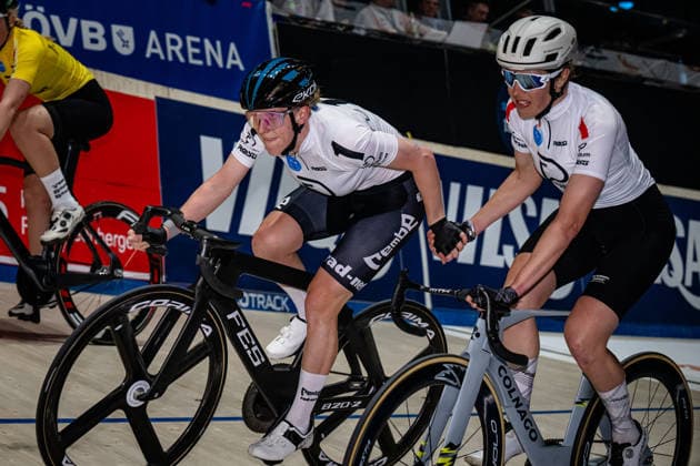 BRAUßE Franziska, KASPER Romy: Sixdays Bremen 2026 Team 1 - BRAUßE Franziska ( GER ) - Black - KASPER Romy ( GER ) - Red Querformat - quer - horizontal - Landscape - Event Veranstaltung: Sixdays Bremen 2026 - Category Kategorie: Cycling - Track cycling, Rad, Radsport, Bahnrad, Bahn Sixdays - Elite Women - Location Ort: Europe Germany - Bremen - ÖVB Arena - Discipline: Madison - Distance: ... m - Date Datum: 11.01.2026 Sunday Day 3 -