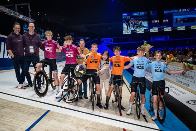 WALDMÜLLER Baltasaar, KAFFKA Louis Pepe, RANFFT Max, HENNIG Dominic, TRUMANN Kalle, SCHULZE HESSELMANN Oskar: Sixdays Bremen 2026 Team 5 - WALDMÜLLER Baltasaar ( GER ) - KAFFKA Louis Pepe ( GER ) - Team 4 - RANFFT Max ( GER ) - HENNIG Dominic ( GER ) - Winner - First Place - Team 2 - TRUMANN Kalle ( GER ) - SCHULZE HESSELMANN Oskar ( GER ) Third Place - Award Ceremony - Medal Ceremony - Podium - Querformat - quer - horizontal - Landscape - Event Veranstaltung: Sixdays Bremen 2026 - Category Kategorie: Cycling - Track cycling, Rad, Radsport, Bahnrad, Bahn Sixdays - Elite ... - Location Ort: Europe Germany - Bremen - ÖVB Arena - Discipline: U19 - Andy Kappes Cup - Distance: ... m - Date Datum: 11.01.2026 Sunday Day 3 -