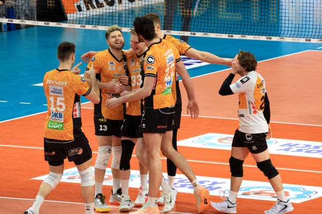 DEU, DVV, 1.VBL, BR Volleys vs. SWD powevolleys Dueren, 11.01.2026, Max-Schmeling-Halle, Berlin, DEU, DVV, 1.VBL, BR Volleys vs. SWD powevolleys Dueren, im Bild BR Volleys-Spielerkreis