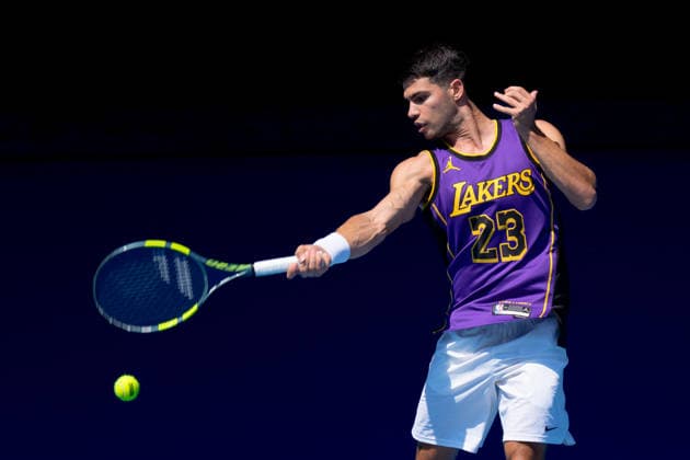 January 12, 2026: CARLOS ALCARAZ of Spain practises on Rod Laver Arena ahead of the 2026 Australian Open in Melbourne, Australia. Cal Media Melbourne Australia - ZUMAc04_ 20260112_faf_c04_007 Copyright: xSydneyxLowx