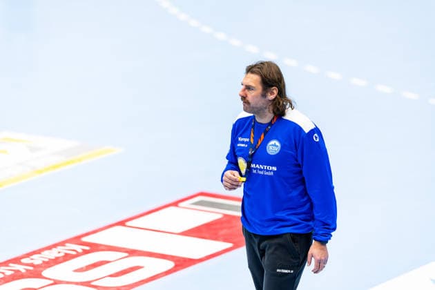 12.01.2026, GER, Handball, Maenner, Saison 25 26, Daikin 1.Bl, ThSV Eisenach Trainingsauftakt 2026 Der ThSV Eisenach steigt nach dem Jahreswechsel wieder in das Training ein. im Bild Sebastian Hinze (ThSV Eisenach,Trainer) 99817 Eisenach Werner-Assmann-Halle Am Sportp Thueringen Deutschland