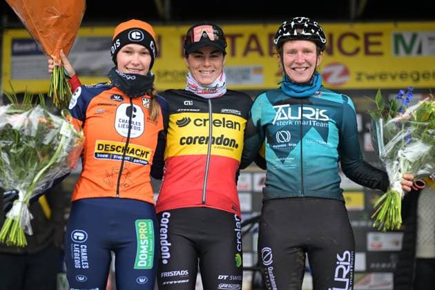 Belgian Julie Brouwers, Belgian Marion Norbert Riberolle and Belgian Kim Van De Steene celebrate on the podium after the women s elite race of the Cyclocross Otegem cycling event, Monday 12 January 2026 in Otegem, the day after the Belgian national cyclocross championships. DAVIDxPINTENS  x155357888x