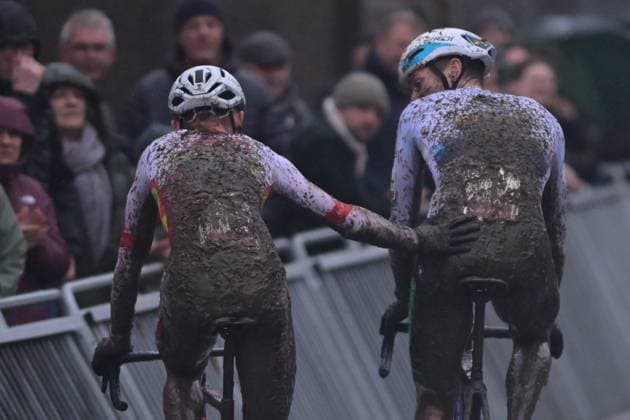 Riders pictured crossing the finish line of the men s elite race of the Cyclocross Otegem cycling event, Monday 12 January 2026 in Otegem, the day after the Belgian national cyclocross championships. DAVIDxPINTENS  x155376584x
