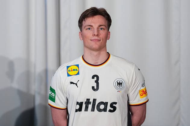 12.01.2026, xydrx, Handball, Portraittermin der Deutschen Nationalmannschaft in Hannover vor der EHF Euro 2026: Nils Lichtlein Niedersachsen Deutschland