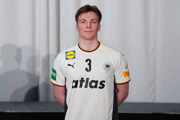 12.01.2026, xydrx, Handball, Portraittermin der Deutschen Nationalmannschaft in Hannover vor der EHF Euro 2026: Nils Lichtlein Niedersachsen Deutschland