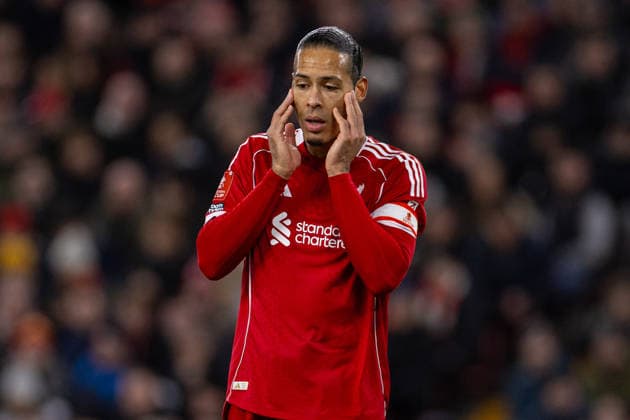 Football - FA Cup - 3rd Round - Liverpool FC v Barnsley FC LIVERPOOL, ENGLAND - Monday, January 12, 2026: Liverpool s captain Virgil van Dijk reacts to seeing his header go wide during the FA Cup 3rd Round match between Liverpool FC and Barnsley FC at Anfield. (Photo by David Rawcliffe Propaganda) LIVERPOOL Anfield MERSEYSIDE ENGLAND  Copyright: xPropagandaxPhotoxAgencyx P2026-01-12-Liverpool_Barnsley-70