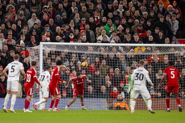 Football - FA Cup - 3rd Round - Liverpool FC v Barnsley FC LIVERPOOL, ENGLAND - Monday, January 12, 2026: Liverpool s Dominik Szoboszlai heads the ball away during the FA Cup 3rd Round match between Liverpool FC and Barnsley FC at Anfield. (Photo by David Rawcliffe Propaganda) LIVERPOOL Anfield MERSEYSIDE ENGLAND  Copyright: xPropagandaxPhotoxAgencyx P2026-01-12-Liverpool_Barnsley-75