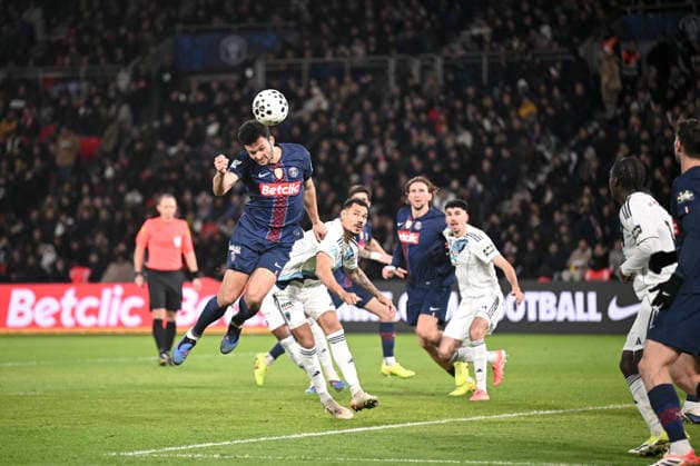 Paris Saint-Germain v Paris FC - French Cup 2025 2026 09 Goncalo MATIAS RAMOS (psg) - 15 Timothee KOLODZIEJCZAK (pfc) during the French Cup match between Paris and Paris on January 12, 2026 at Parc des Princes in Paris, France. Paris France  Copyright: xFEPx 776440462
