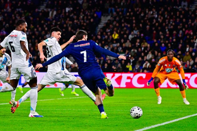 FOOTBALL : PSG vs PFC - Coupe de France - 12 01 2026 Khvicha Kvaratskhelia ( PSG ) during the French Cup match between Paris Saint Germain and Paris Football Club at Parc Des Princes on January 12 , 2026 in Paris, France. ( Photo by Federico Pestelini PsnewZ ) - ParisFrance  Copyright: xFedericoxPestelinix