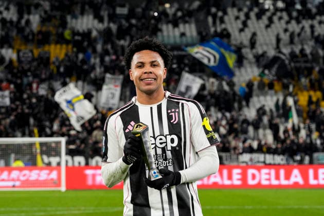 Juventus™ Weston McKennie player of the match after the Serie A soccer match between Juventus Fc and Cremonese the Juventus Stadium in Turin, north west Italy - January 12, 2026. - Soccer  Copyright: xFabioxFerrari LaPressex