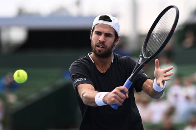 TENNIS KOOYONG CLASSIC, Karen Khachanov of Russia in action against Frances Tiafoe of the US during the Kooyong Classic at the Kooyong Lawn Tennis Club in Melbourne, Tuesday, January 13, 2026. ( NO ARCHIVING, EDITORIAL USE ONLY MELBOURNE VICTORIA AUSTRALIA  Copyright: xJOELxCARRETTx 20260113158611940063