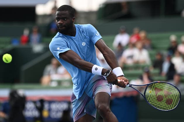 TENNIS KOOYONG CLASSIC, Frances Tiafoe of the US in action against Karen Khachanov of Russia during the Kooyong Classic at the Kooyong Lawn Tennis Club in Melbourne, Tuesday, January 13, 2026. ( NO ARCHIVING, EDITORIAL USE ONLY MELBOURNE VICTORIA AUSTRALIA  Copyright: xJOELxCARRETTx 20260113179224501569