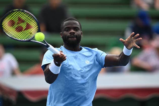 TENNIS KOOYONG CLASSIC, Frances Tiafoe of the US in action against Karen Khachanov of Russia during the Kooyong Classic at the Kooyong Lawn Tennis Club in Melbourne, Tuesday, January 13, 2026. ( NO ARCHIVING, EDITORIAL USE ONLY MELBOURNE VICTORIA AUSTRALIA  Copyright: xJOELxCARRETTx 20260113134039140991