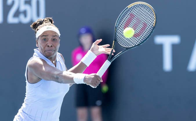 TENNIS HOBART INTERNATIONAL, Venus Williams (USA) during the 2026 Hobart international match, Länderspiel, Nationalmannschaft against Tatjana Maria (GER) at Domain Tennis Centre in Hobart, Tasmania, Tuesday, January 13, 2026. ( NO ARCHIVING, EDITORIAL USE ONLY Hobart Tasmania Australia  Copyright: xChrisxKiddx 20260113152047117696