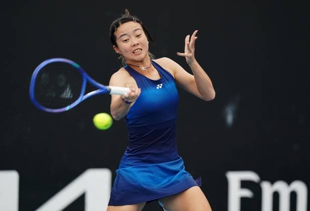 (260113) -- MELBOURNE, Jan. 13, 2026 -- Ma Yexin of China hits a return during the women s singles qualifying 1st round match against Varvara Lepchenko of the United States at Australian Open tennis tournament in Melbourne, Australia, Jan. 13, 2026. (Photo by Xinhua) (SP)AUSTRALIA-MELBOURNE-TENNIS-AUSTRALIAN OPEN-WOMEN S SINGLES-QUALIFYING WangxShen 