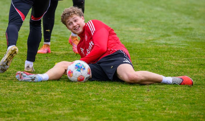 13.01.2026 - Fussball - 2. Fussball - Bundesliga - Saison 2025 2026 - 1. FC Nürnberg Nuernberg FCN ( Club ) - Training - Sportfoto Zink - xwoxzix - Piet Scobel (39, 1. FC Nürnberg FCN )
