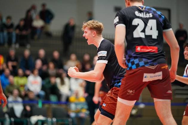 RECORD DATE NOT STATED Spielszene mit Janik Sambale (8; WWK Volleys Herrsching) Janik Sambale (8; WWK Volleys Herrsching) jubelt