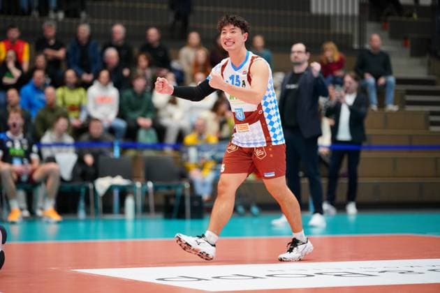 RECORD DATE NOT STATED Spielszene mit Keisuke Matsuo (15; WWK Volleys Herrsching) Spielszene mit Keisuke Matsuo (15; WWK Volleys Herrsching)