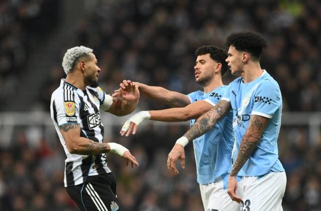 Joelinton of Newcastle United (left) clashes with Nico O Reilly of Manchester City Newcastle United v Manchester City, EFL Carabao Cup, Semi Final, First Leg, Football, St James Park, Newcastle, UK - 13 Jan 2026Newcastle St James Park United Kingdom EDITORIAL USE ONLY No use with unauthorised audio, video, data, fixture lists, club league logos or live services. Online in-match use limited to 120 images, no video emulation. No use in betting, games or single club league player publications. Copyright: xRichardxLee Shutterstockx 16302979bd