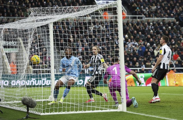 Newcastle United v Manchester City, EFL Cup Semi Final 1st Leg 13.01.26 Newcastle United v Manchester City, EFL Cup Semi Final 1st Leg Bradley Ormesher The Times Antoine Semenyo of Manchester City scores and celebrates scoring his teams opening goal of the match 1-0  Copyright: xBradleyxOrmesherx NINTCHDBPICT001051324920