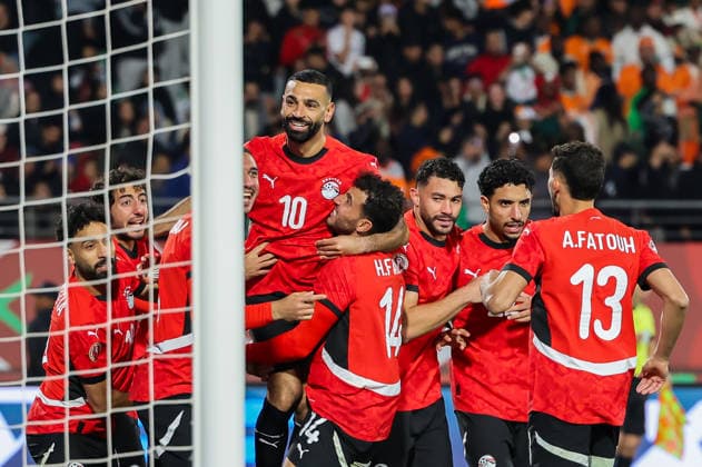 TotalEnergies CAF AFACON Morocco 2025 - Egypte - Ivory Coast -Grand Stade Agadir - Agadir- Morocco Mohamed Salah (10) Forward of Egypte Team celebratÂ s with his Team during the Africa Cup of Nations (CAN) 2025 match between Egypte and IvoryCoast at Grand Agadir Stadium in Agadir, on January 10, 2026 Copyright: xloulidiphotox