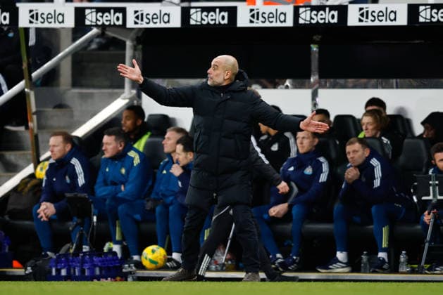 Newcastle United v Manchester City, EFL Cup, Semi Final First Leg Pep Guardiola manager of Manchester City gives out instructions during the Carabao Cup semi final leg 1 of 2 match between Newcastle United and Manchester City at St. James s Park, Newcastle, UK on 13 January 2026. Newcastle St. James s Park Tyne and Wear UK Editorial use only DataCo restrictions apply See www.football-dataco.com , Copyright: xCraigxCowanx PSI-23567-0170
