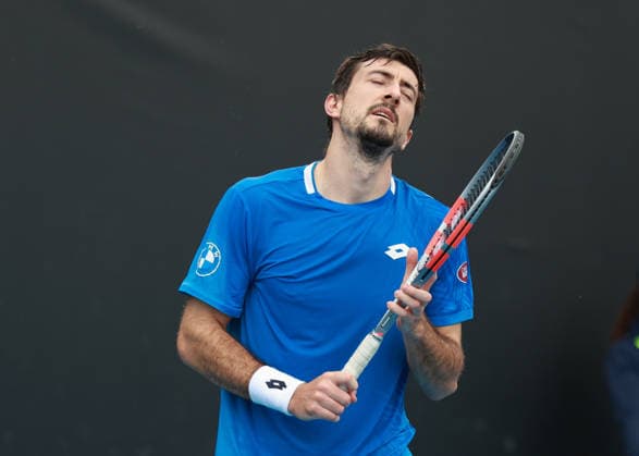 Sebastian Ofner (AUT) reagiert veraergert,Aerger, enttaeuscht,Enttaeuschung,Emotion, Australian Open 2026 Qualifikation, Melbourne Park, Melbourne, Victoria, Australia. Copyright: xJuergenxHasenkopfx
