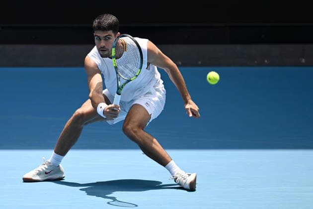 TENNIS AUSTRALIAN OPEN PRACTICE, Carlos Alcaraz of Spain during practice sessions ahead of the Australian Open tennis tournament at Melbourne Park in Melbourne, Wednesday, January 14, 2026. ( NO ARCHIVING, EDITORIAL USE ONLY MELBOURNE VICTORIA AUSTRALIA  Copyright: xJOELxCARRETTx 20260114130633530444