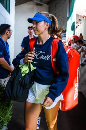 January 14, 2026, Melbourne, Victoria, Australia: MELBOURNE, AUSTRALIA - JANUARY 14 2026: Katie Boulter of Great Britain enters the court to play Elizabeth Mandlik of USA on Day 2 of the 2026 Kooyong Classic on January 14, 2026 in Melbourne, Australia. Melbourne Australia - ZUMAp121 20260114_zsp_p121_030 Copyright: xChrisxPutnamx