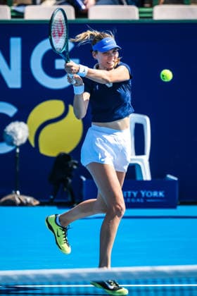 January 14, 2026, Melbourne, Victoria, Australia: MELBOURNE, AUSTRALIA - JANUARY 14 2026: Katie Boulter of Great Britain plays Elizabeth Mandlik of USA on Day 2 of the 2026 Kooyong Classic on January 14, 2026 in Melbourne, Australia. Melbourne Australia - ZUMAp121 20260114_zsp_p121_034 Copyright: xChrisxPutnamx