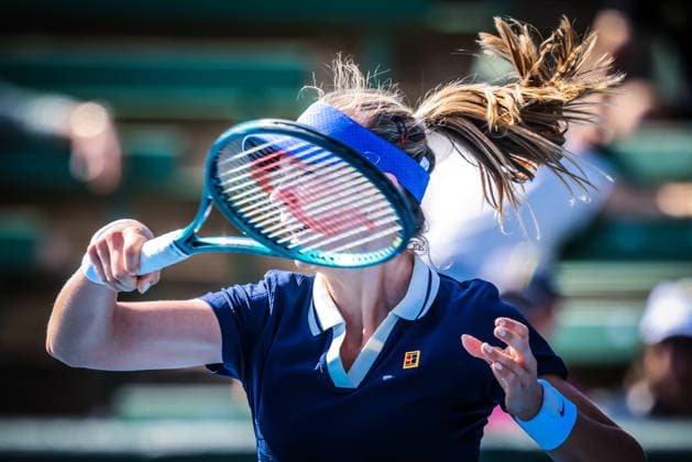 January 14, 2026, Melbourne, Victoria, Australia: MELBOURNE, AUSTRALIA - JANUARY 14 2026: Katie Boulter of Great Britain plays Elizabeth Mandlik of USA on Day 2 of the 2026 Kooyong Classic on January 14, 2026 in Melbourne, Australia. Melbourne Australia - ZUMAp121 20260114_zsp_p121_050 Copyright: xChrisxPutnamx