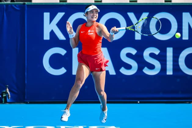 January 14, 2026, Melbourne, Victoria, Australia: MELBOURNE, AUSTRALIA - JANUARY 14 2026: Alexandra Eala of Phillipines plays Donna VekiÄ¡ of Croatia on Day 2 of the 2026 Kooyong Classic on January 14, 2026 in Melbourne, Australia. Melbourne Australia - ZUMAp121 20260114_zsp_p121_076 Copyright: xChrisxPutnamx