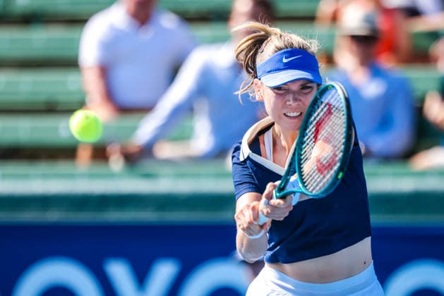 January 14, 2026, Melbourne, Victoria, Australia: Katie Boulter of Great Britain plays against Elizabeth Mandlik of USA on Day 2 of the 2026 Kooyong Classic Elizabeth Mandlik of USA won Katie Boulter of Great Britain Melbourne Australia - ZUMAs197 20260114_aaa_s197_048 Copyright: xChrisxPutnamx