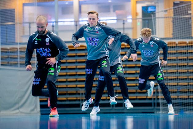 Handball European Championship Bekkestua 20260114 Tobias Grondahl at the handball boys training in Nadderud arena before the European Handball Championship matches Photo Stian Lysberg Solum NTB Bekkestua Norway EDITORIAL USE ONLY RESTRICTED USE FOR BETTING COMPANIES  Copyright: xStianxLysbergxSolumx xNTBx