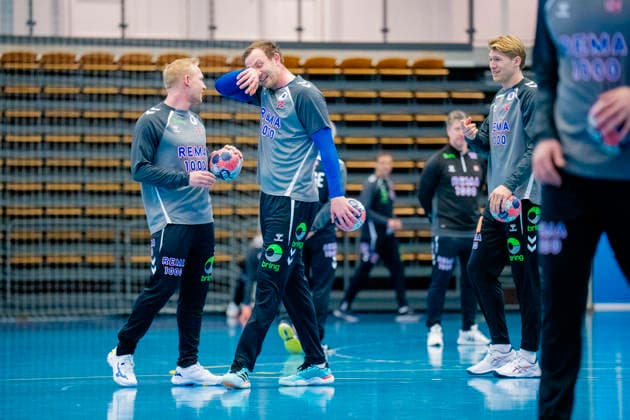 Handball European Championship Bekkestua 20260114 Kevin Maagero Gulliksen, Sander Sagosen and William Aar at the handball boys training in Nadderud arena before the European Handball Championship matches Photo Stian Lysberg Solum NTB Bekkestua Norway EDITORIAL USE ONLY RESTRICTED USE FOR BETTING COMPANIES  Copyright: xStianxLysbergxSolumx xNTBx