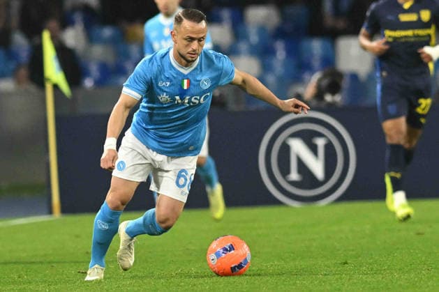 Stanislav Lobotka of SSC Napoli during the Serie A Enelive match between SSC Napoli vs Parma Calcio 1913 at Diego Armando Maradona Stadium  Copyright: xDaniloxGemito IPAxSportx xipa-agency.netx xx IPA_70061941 IPA_Agency_IPA70061941