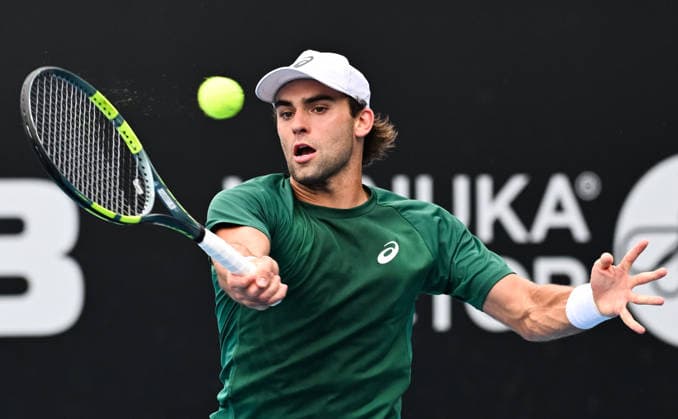USA™s Eliot Spizzirri during his singles match at the ASB Classic Men™s ATP, Tennis Herren 250 tennis tournament at Manuka Doctor Arena, Auckland, New Zealand. Wednesday 14 January 2026. Photo: Andrew Cornaga z Auckland New Zealand Copyright: xAndrewxCornaga x