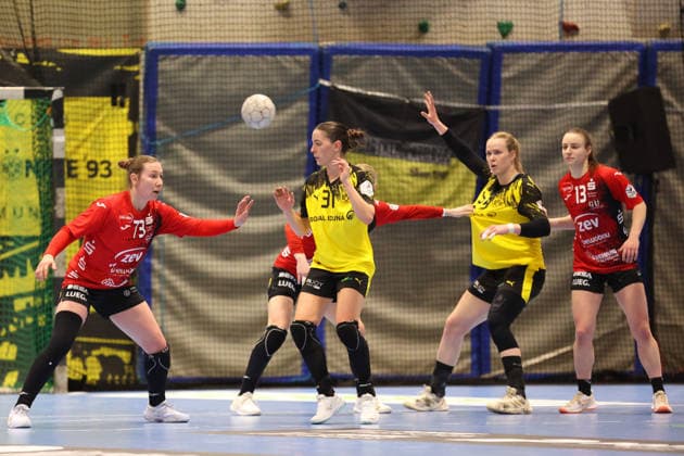 Zoe Stens (BSV Sachsen Zwickau), Kelly Vollebregt (Borussia Dortmund), Lisa Antl (Borussia Dortmund), Jasmina Gierga (BSV Sachsen Zwickau) GER, Borussia Dortmund gegen BSV Sachsen Zwickau, Handball, HBF, Spielzeit 2025 2026, 14.01.2026 GER, Borussia Dortmund gegen BSV Sachsen Zwickau, Handball, HBF, Spielzeit 2025 2026, 14.01.2026 Dortmund Copyright: xEibner-Pressefoto FrankxZeisingx EP_FZG