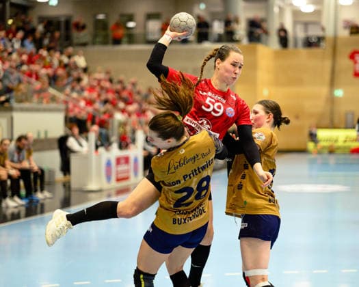 Csenge, Kuczora (Thueringer HC, 59), Teresa, von Prittwitz (Buxtehuder SV, 28), Anika, Hampel (Buxtehuder SV, 10) GER, Thueringer HC gegen Buxtehuder SV, 1. Handballbundesliga Frauen, Handball, 13.Spieltag, Saison 2025 2026, 14.01.2026 GER, Thueringer HC gegen Buxtehuder SV, 1. Handballbundesliga Frauen, Handball, 13.Spieltag, Saison 2025 2026, 14.01.2026 Bad Langensalza Copyright: xEibner-Pressefoto MartinxHerbstx EP_MHT