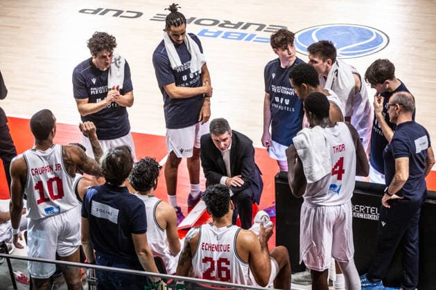 Time Out Unahotels Reggio Emilia during Pallacanestro Reggiana vs KK Bosna BH telecom, Basketball FIBA Europe Cup match in Reggio Emilia , Italy, January 14 2026  Copyright: xAlessandroxCatellani IPAxSportx xipa-agency.netx xx IPA_70071586 IPA_Agency_IPA70071586