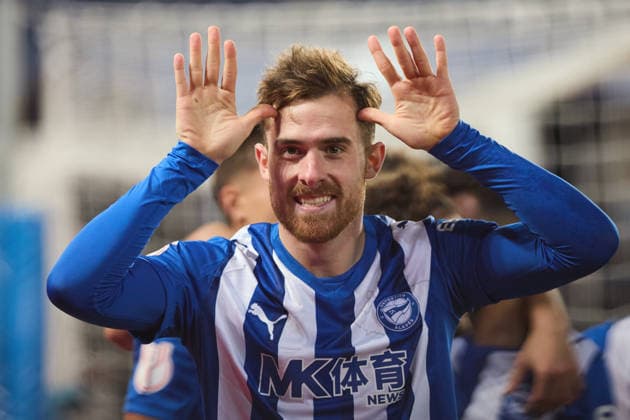 January 14, 2026, Vitoria, Alava, Spain: Toni Martinez of Deportivo Alaves celebrates after scoring the team s first goal during the Copa del Rey Round of 16 match between Deportivo Alaves and Rayo Vallecano at Mendizorrotza on January 14, 2026, in Vitoria, Spain. Vitoria Spain - ZUMAa181 20260114_zaa_a181_289 Copyright: xRicardoxLarreinax
