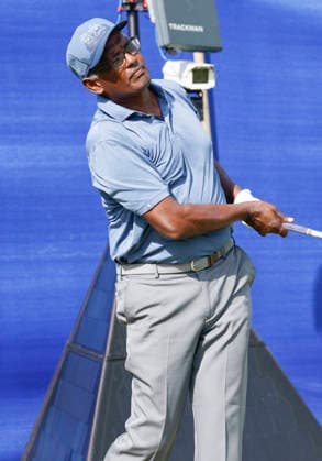 January 14, 2026, Honolulu, Hawaii, USA: VIJAY SINGH tees off at the 10th Hole during the Pro-Am round at the 2026 Sony Open in Honolulu, Hawaii on January 14, 2026. Honolulu USA - ZUMAm310 20260114_zsp_m310_011 Copyright: xElliotxMilesx