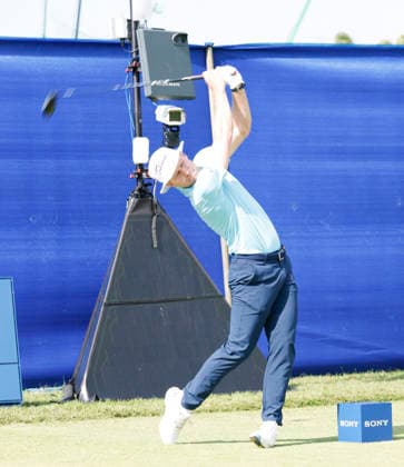 January 14, 2026, Honolulu, Hawaii, USA: PETER MALNATI tees off at the 10th Hole during the Pro-Am round at the 2026 Sony Open in Honolulu, Hawaii on January 14, 2026. Honolulu USA - ZUMAm310 20260114_zsp_m310_013 Copyright: xElliotxMilesx