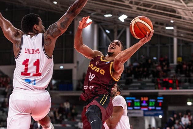 BASKET - Basket FIBA Europe Cup - Pallacanestro Reggiana vs KK Bosna BH telecom Alfonso Plummer (KK Bosna) during Pallacanestro Reggiana vs KK Bosna BH telecom, Basketball FIBA Europe Cup match in Reggio Emilia , Italy, January 14 2026 Reggio Emilia Italy  Copyright: xIPAxSport ABACAx
