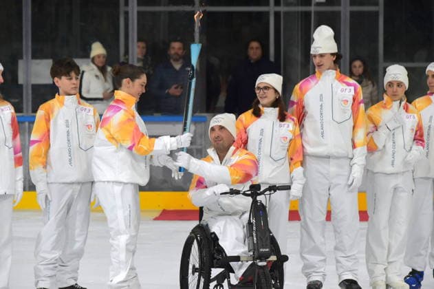 Varese, Italy The Olympic flame in Varese location Acinque Ice Arena and route of the 17 torchbearers Giardini Estensi to light the Olympic cauldron In the photo: main moments of the event with athletes and institutions  Copyright: xNickxZonnax xipa-agency.netx xNickxZonnax IPA_Agency_IPA70072258  Copyright: xIMAGO NickxZonnax xipa-agency.netx xIMAGO IndependentxPhotoxAgencyxInt.x IPA_Agency_IPA70072258