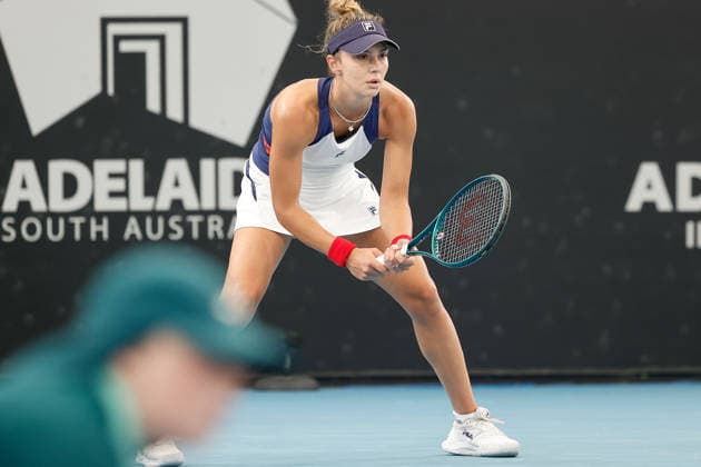 January 15, 2026, Adelaide, South Australia, Australia: JAQUELINE CRISTIAN of Romania in action during her quarter final match against K. Birrell of Australia, during the 2026 Adelaide International Tennis Tournament Adelaide Australia - ZUMAw216 20260115_zsp_w216_038 Copyright: xMarkxWilloughbyx