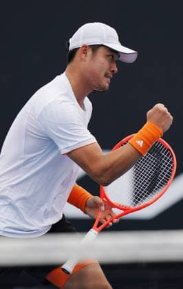 (260115) -- MELBOURNE, Jan. 15, 2026 -- Wu Yibing of China celebrates victory after the men s singles qualifying final round match against Tristan Boyer of the United States at Australian Open tennis tournament in Melbourne, Australia, Jan. 15, 2026. (Photo by Xinhua) (SP)AUSTRALIA-MELBOURNE-TENNIS-AUSTRALIAN OPEN-MEN S SINGLES-QUALIFYING WangxShen 