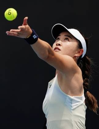(260115) -- MELBOURNE, Jan. 15, 2026 -- Zhu Lin of China serves during the women s singles qualifying final round match against Marina Stakusic of Canada at Australian Open tennis tournament in Melbourne, Australia, Jan. 15, 2026. (Photo by Xinhua) (SP)AUSTRALIA-MELBOURNE-TENNIS-AUSTRALIAN OPEN-WOMEN S SINGLES-QUALIFYING WangxShen 
