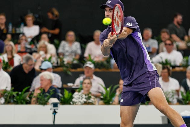 January 15, 2026, Adelaide, South Australia, Australia: TOMMY PAUL of USA in action during his quarter final win over A. VUKIC of Australia 6:3, 6:2, during the 2026 Adelaide International Tennis Tournament Adelaide Australia - ZUMAw216 20260115_zsp_w216_118 Copyright: xMarkxWilloughbyx