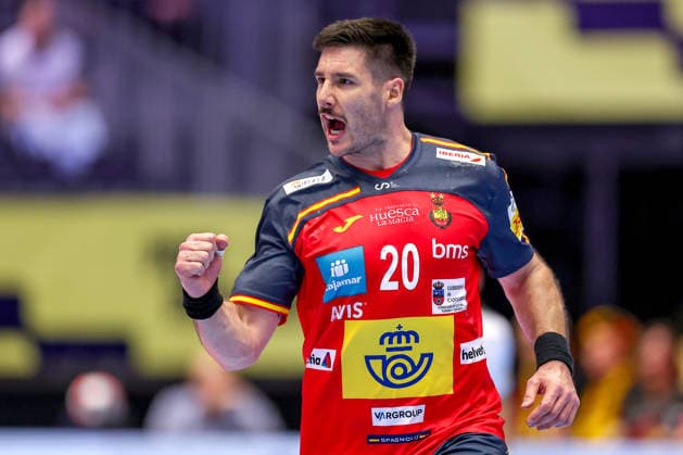 15.01.2026, Handball, Men s EHF EURO 2026, Spanien - Serbien, Jyske Bank Boxen in Herning, Dänemark, Preliminary Round: Abel Serdio Guntin (Espania 20) jubelnd Dänemark